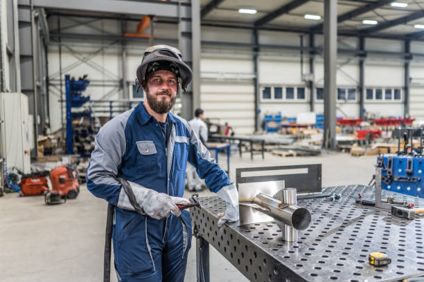 Best Welding Equipment Sales and Repair in Carpentersvle, IL